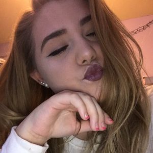 Meet your Posher, Abigale